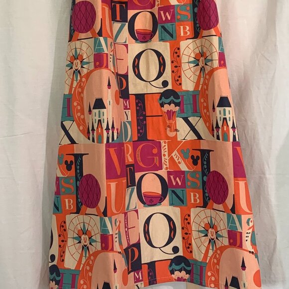 Disney Parks Apron ABC Theme Park Icons Letters Castle Kitchen Cooking New - Picture 1 of 4
